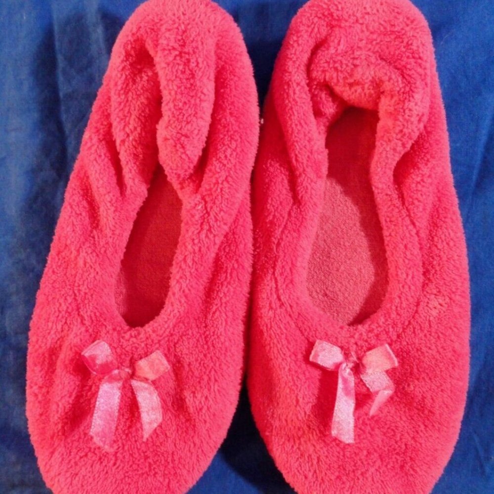 szMED 7-8 1 PR OF HOT PINK WOMEN'S INDOOR COZY BALLET BOW SLIPPERS SOCKS RC 307